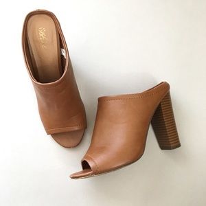 MOSSIMO BLOCK MULES
